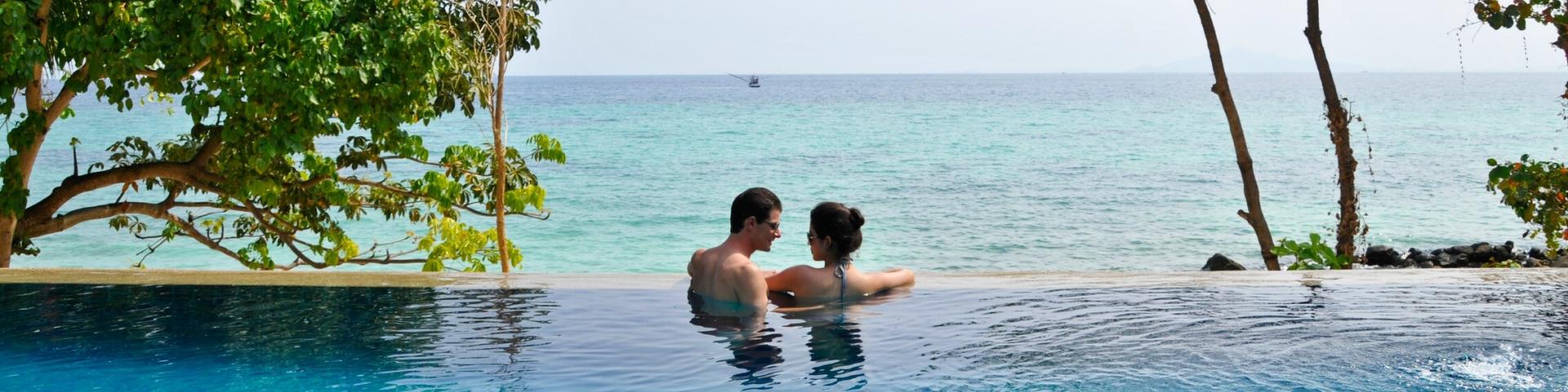 Hotel Holiday Inn Resort Phi Phi Island - rezerwuj wycieczki do Tajlandii